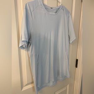 Men’s Lululemon shirt